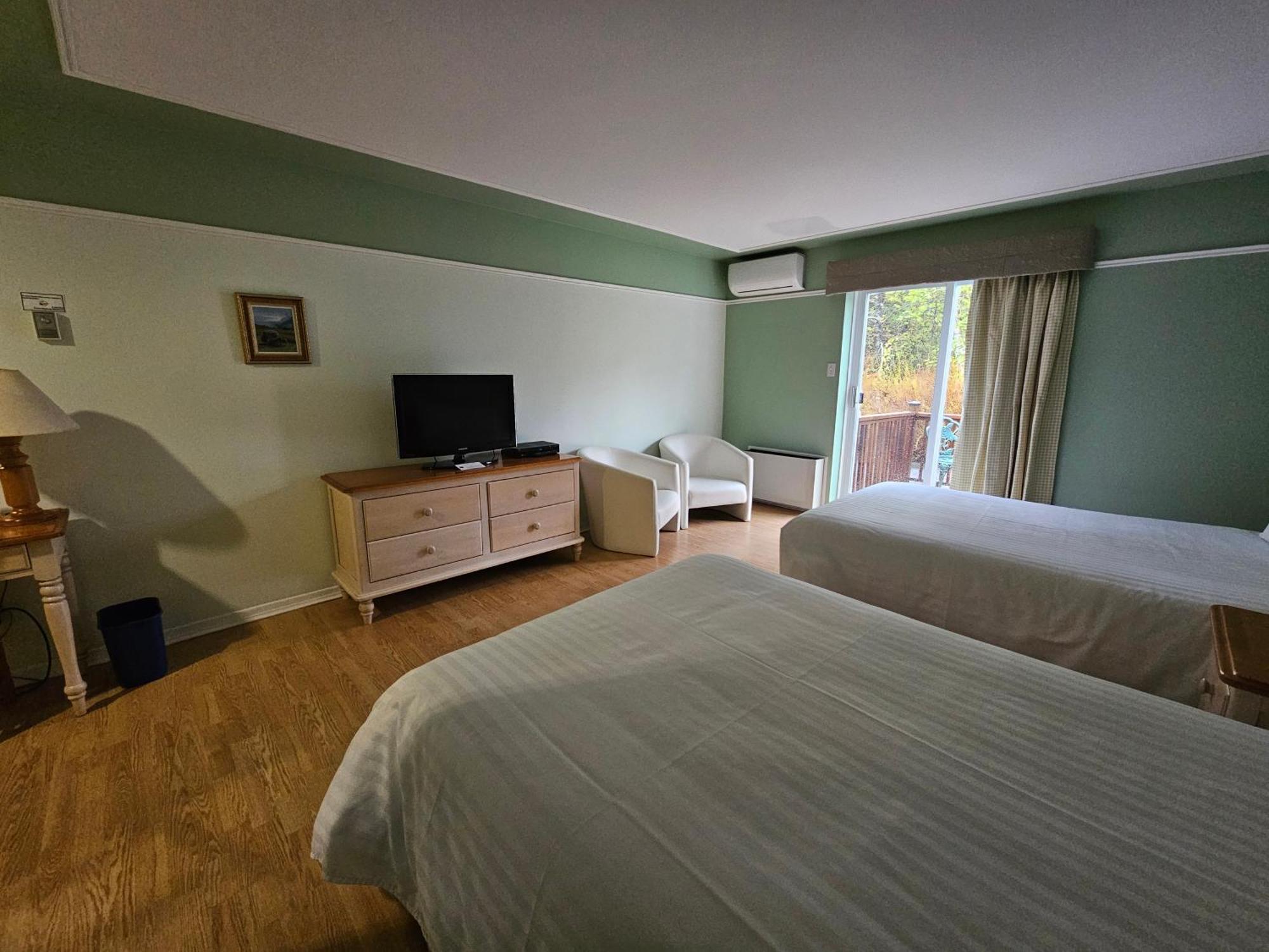 Hotel Au Petit Berger La Malbaie Eksteriør bilde